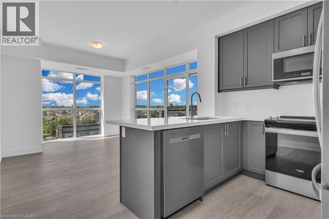 Photo du bâtiment - 470 Dundas St E