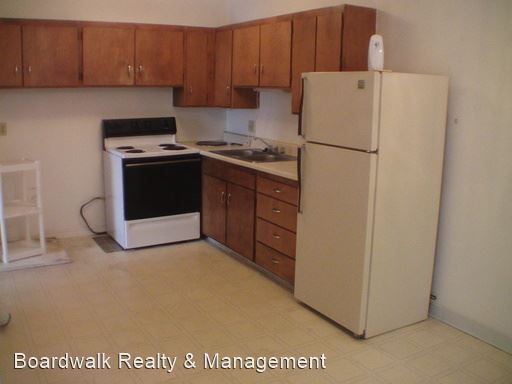 Building Photo - 4653 Harman Dr