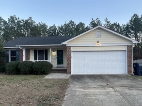 Building Photo - 212 Sprucepine Dr
