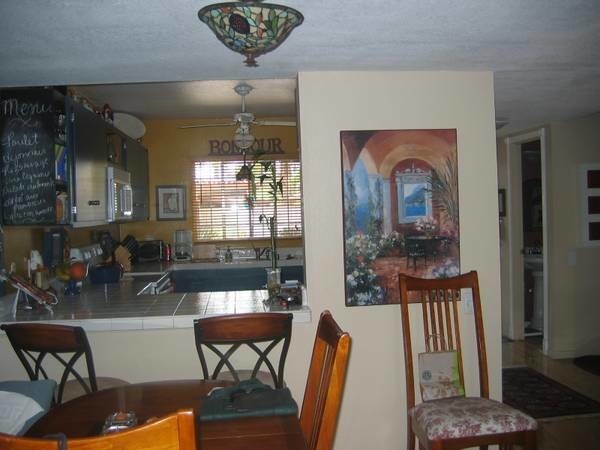 Building Photo - 4068 Loma Riviera Cir