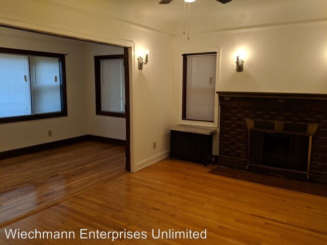 Foto del edificio - 1132 E Pleasant St