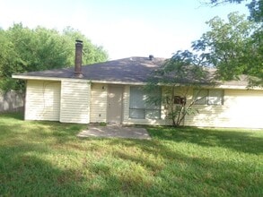 Building Photo - 19806 Rustlewood Dr