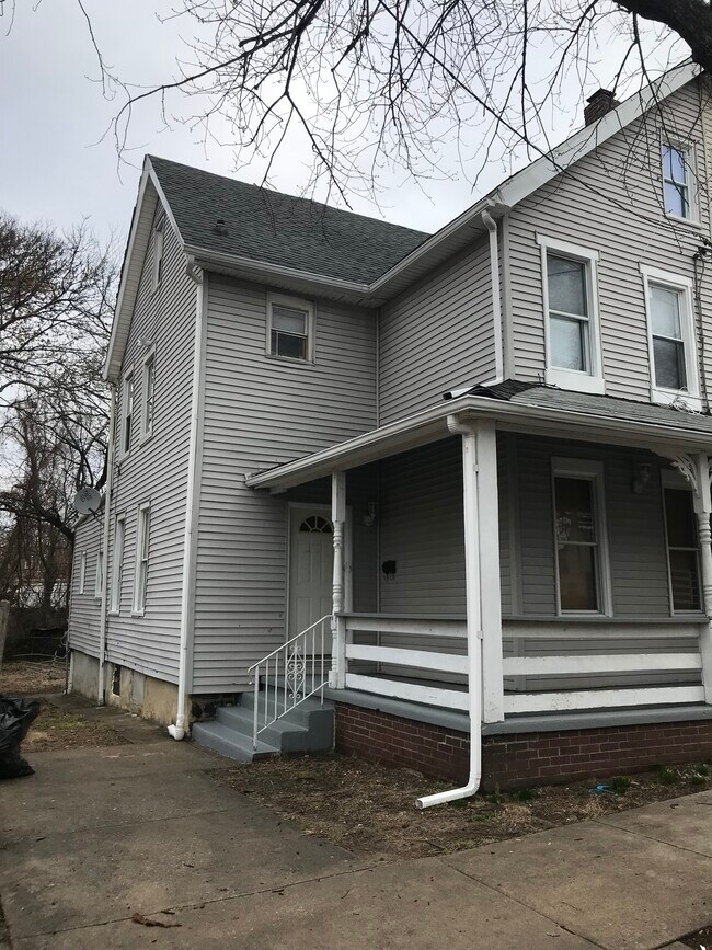 go here for video tour https://vimeo.com/257171031 - 3411 Merriel Ave