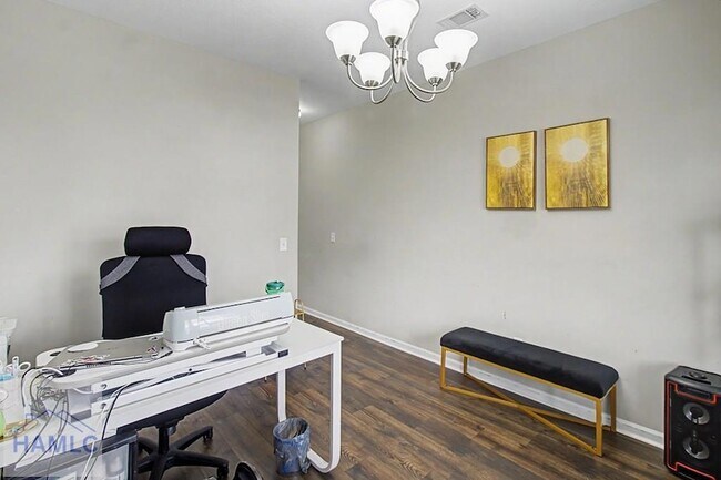 Foto del edificio - 131 Sapwood Wy