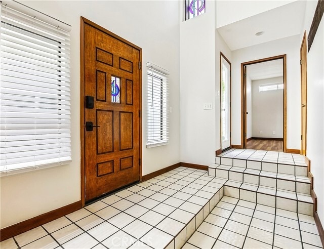 Foto del edificio - 1834 Rhodes St