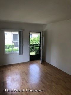 Foto del edificio - 3714-3720 Jasmine Ave