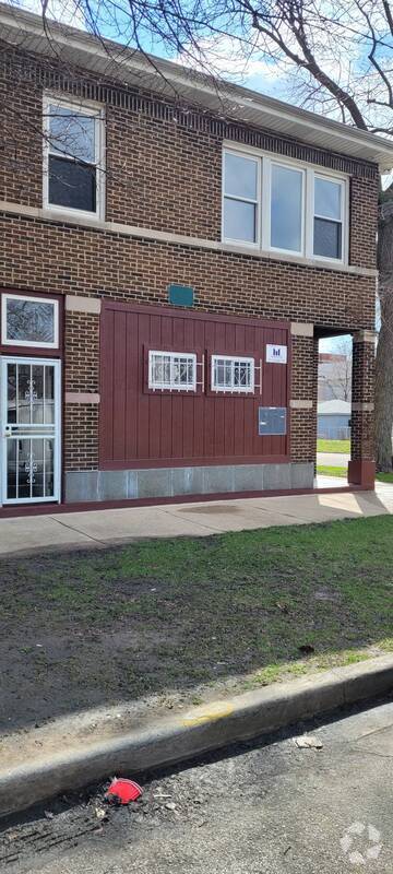 Building Photo - 8159 S Coles Ave