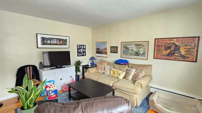 Photo - 1401 W Warner Ave Apartment