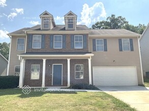 Building Photo - 409 Village Broad St