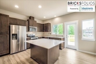 Foto principal - 1621 Seattle Hill Rd