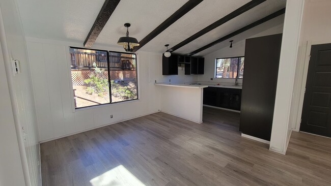 Foto del edificio - Coming soon! 2 Bed, 2 Bath Home Backing to...