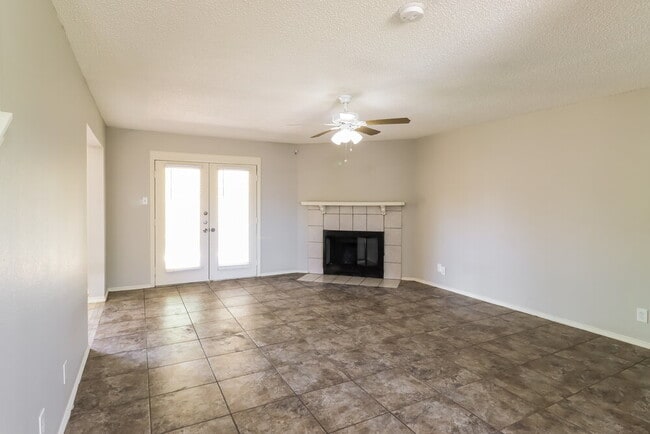 Building Photo - 4803 Glen Valley Dr