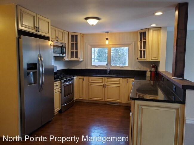 Building Photo - 3 br, 2.5 bath House - 2937 Charlestown Rd.