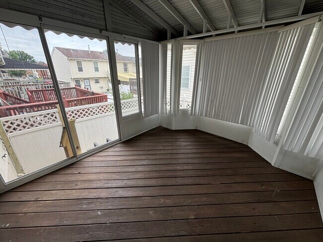 Foto del edificio - 3 bedrooms 3 bathrooms