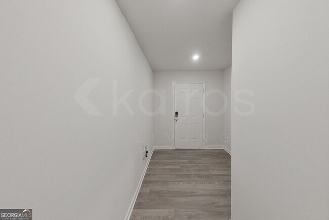 Foto del edificio - 330 Ironwood Ct