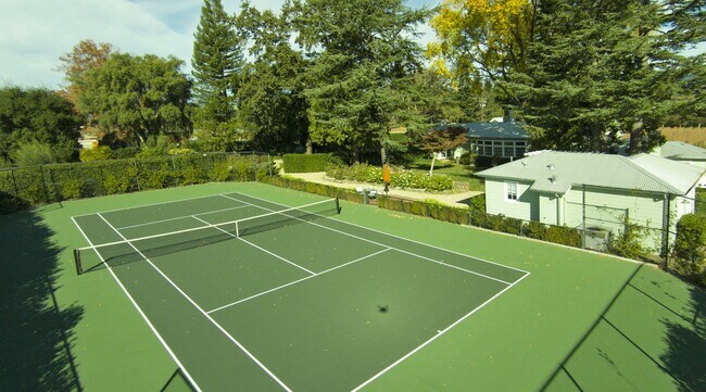 Foto del edificio - 555 Zinfandel Ln