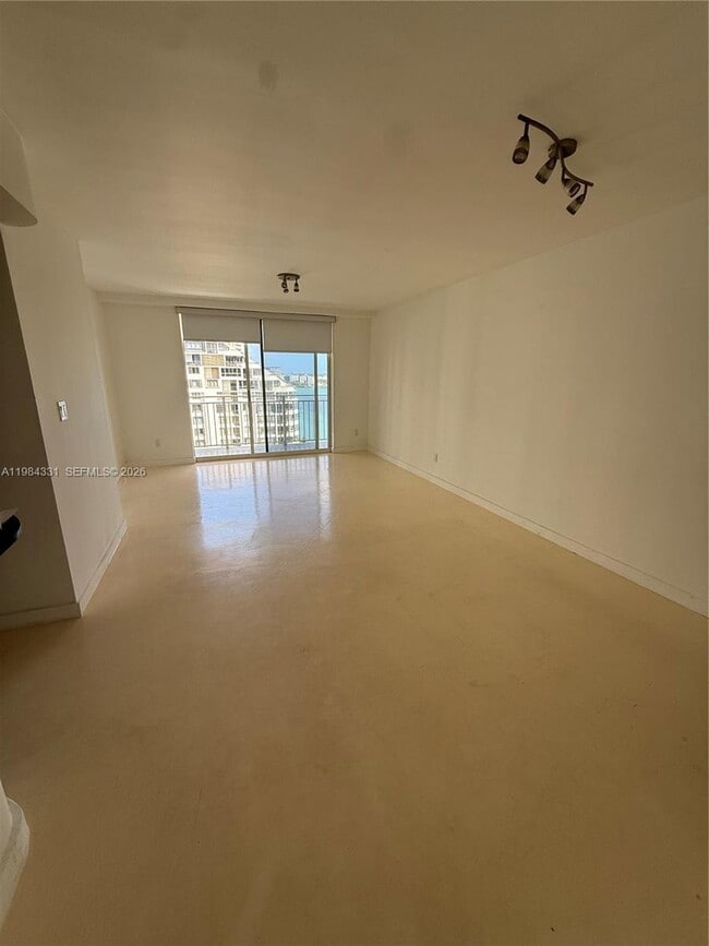 Foto del edificio - 770 Claughton Island Dr