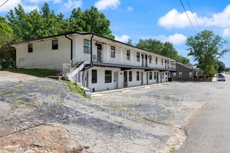 Building Photo - 201 Sylvis St