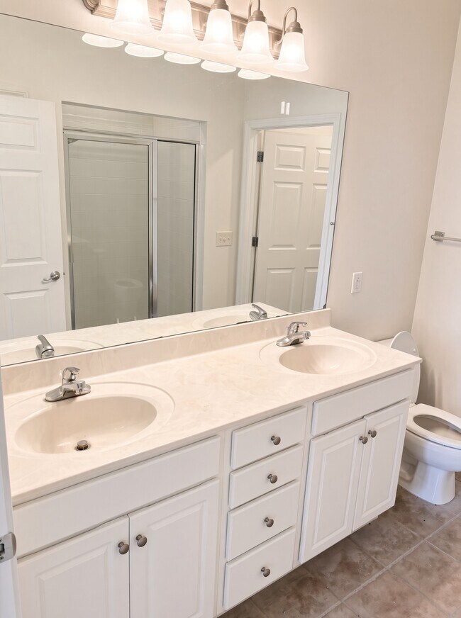 Foto del edificio - 1364 Orchard Cir