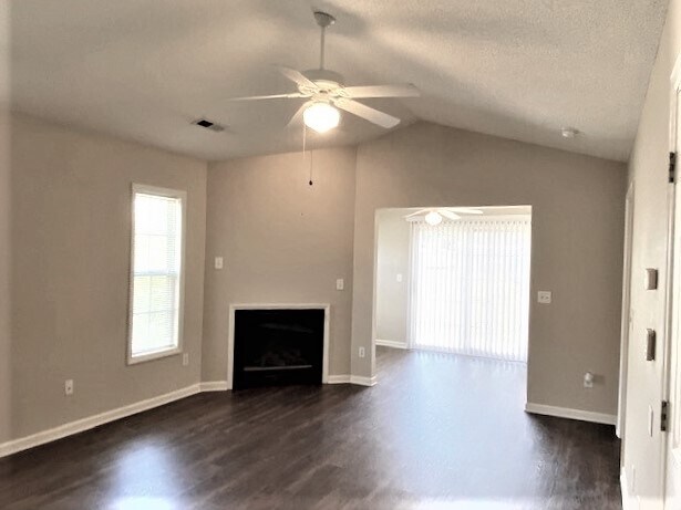 Building Photo - 115 Bristol View Circle