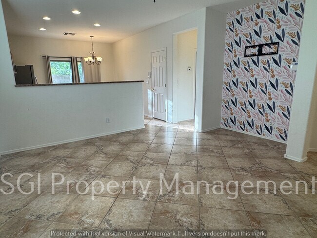 Foto del edificio - 39531 N White Tail Ln