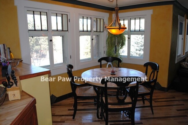 Building Photo - Charming Home in Kittredge!!