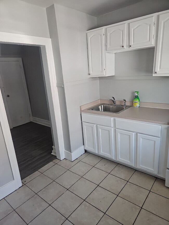 Foto del edificio - 6599 Reedland St