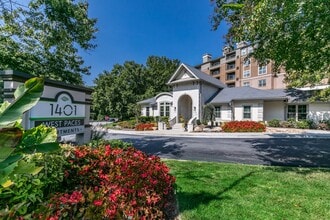 Building Photo - 1401 West Paces