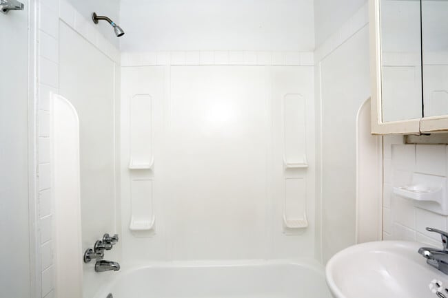 Bathroom - Birchwood Hill Apartments