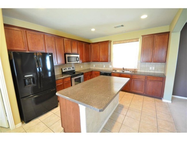 Building Photo - 1254 Chattahoochee