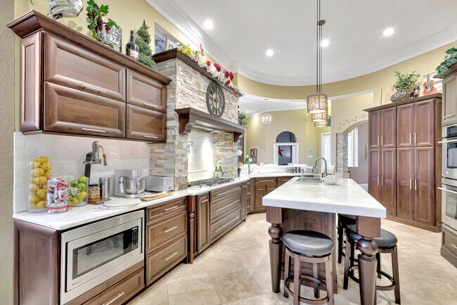 Foto del edificio - 8205 Woodsmuir Dr