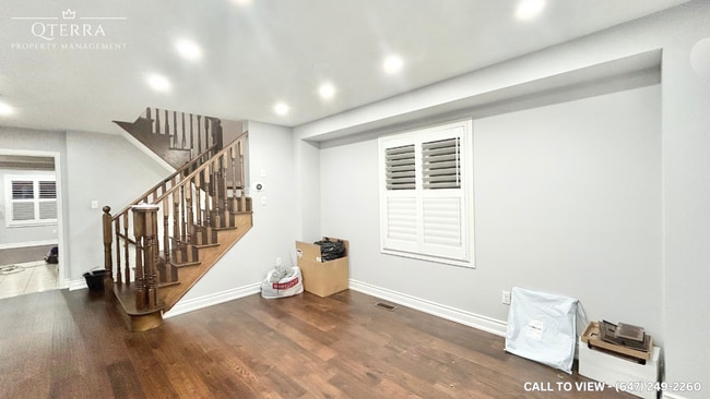 Building Photo - 527 Nairn Cir