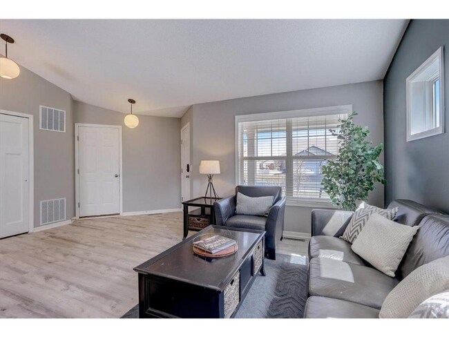 Foto del edificio - 12634 Inglewood Ave S