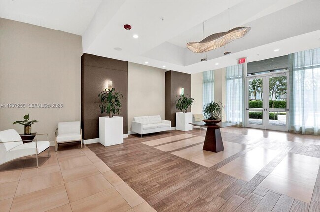 Foto del edificio - 7661 NW 107th Ave