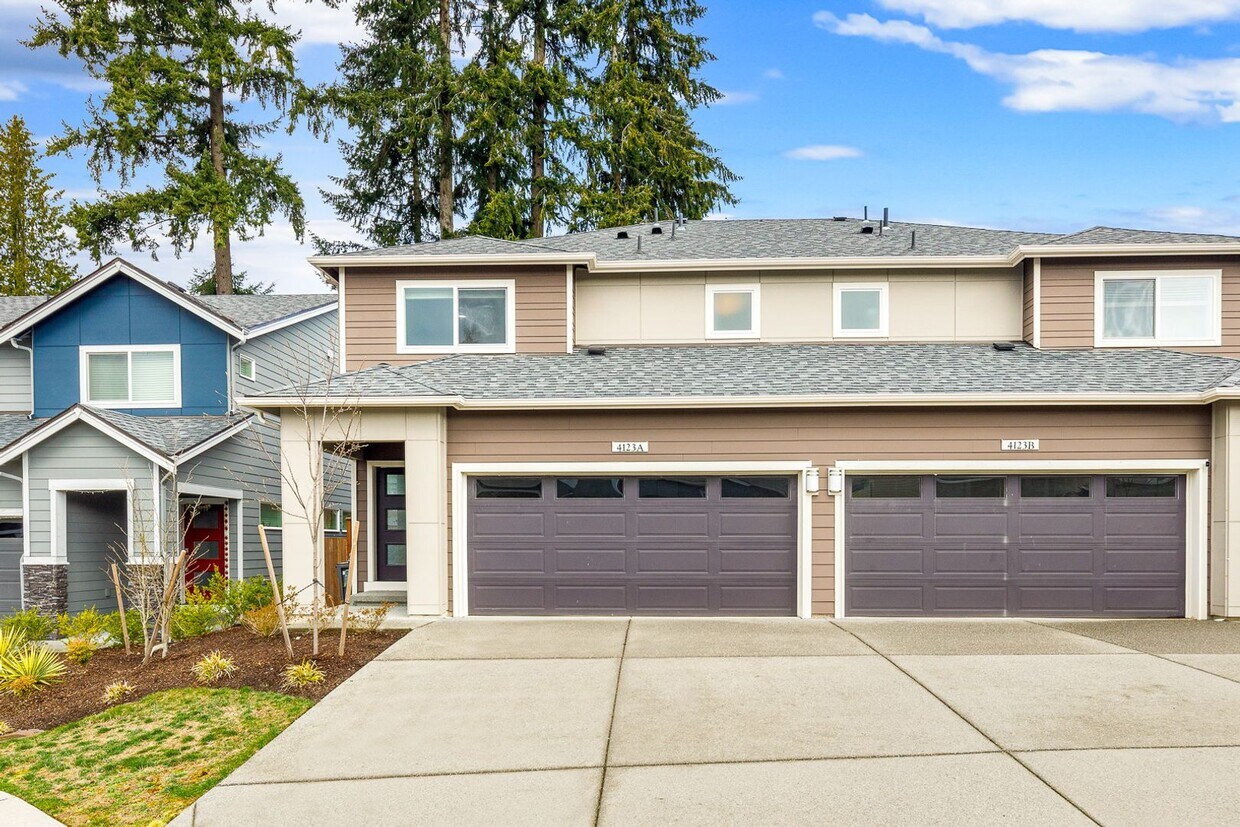 3 Bedroom 2 Bath Duplex Townhome House Rental in Bothell