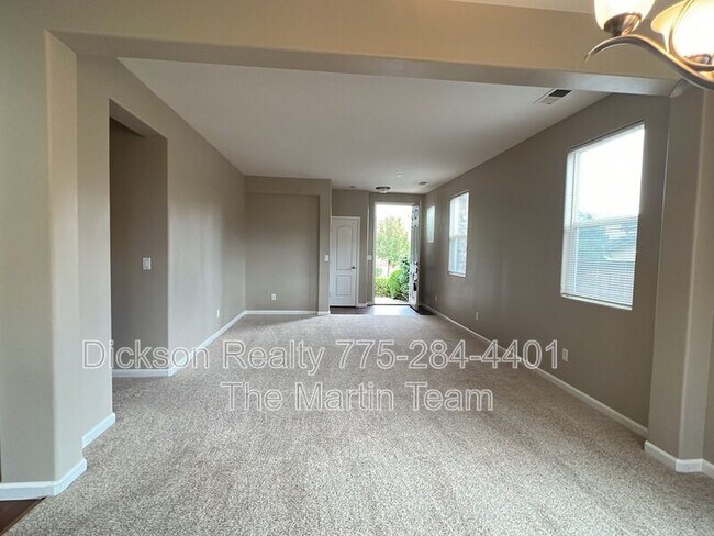 Building Photo - 5257 Vista Heights Dr