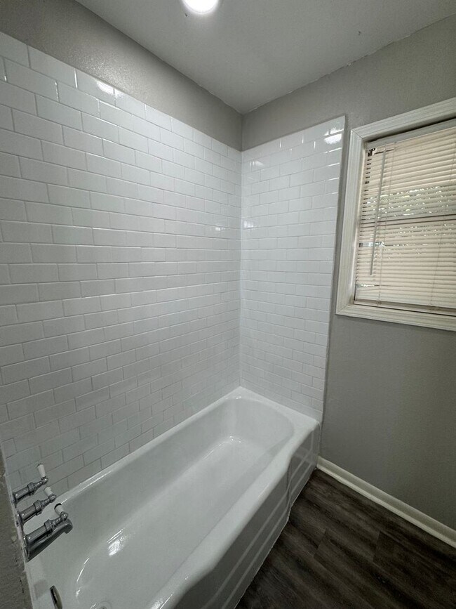 Foto del edificio - Updated 2 bedroom