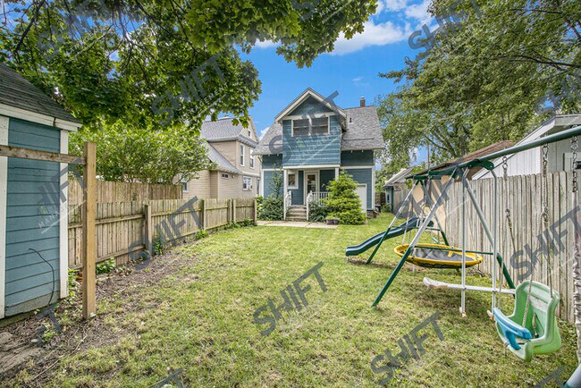 Building Photo - 1714 Lafayette Ave NE