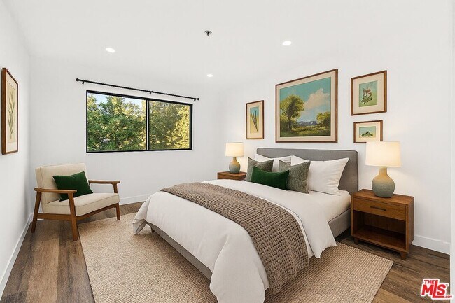 Foto del edificio - 501 Palisades Dr