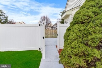 Building Photo - 3108 Appian Way