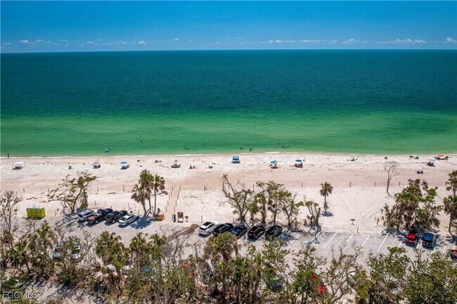 Foto del edificio - 15 Bluebill Ave