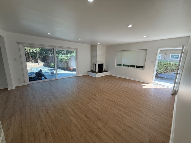 Living Area - 8420 Gulana Ave