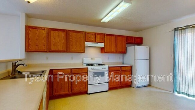 Building Photo - 5905 Night Whisper Rd NW
