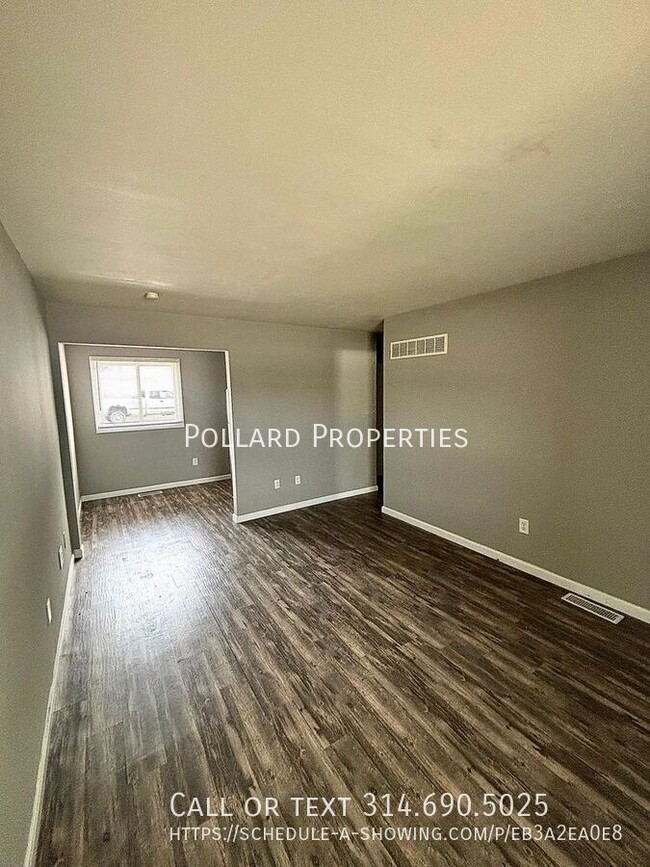 Building Photo - 300 Arlington Way