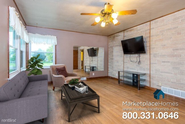 Foto del edificio - 8520 78th Ave W