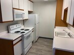 Primary Photo - Bright Updated 2 Bedroom 1 Bath Mountain V...