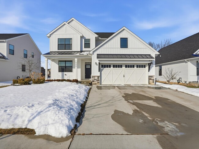 Building Photo - 6246 Hawthorne Ave