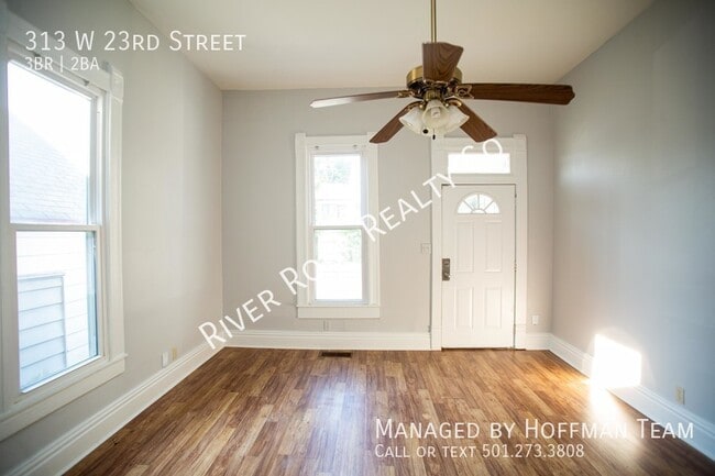 Building Photo - 313 W 23rd St