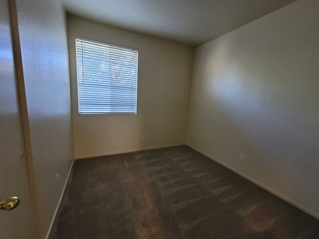 Building Photo - 3118 Midway Island St