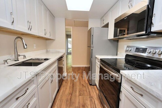 Foto del edificio - 1041 Fulton Ave